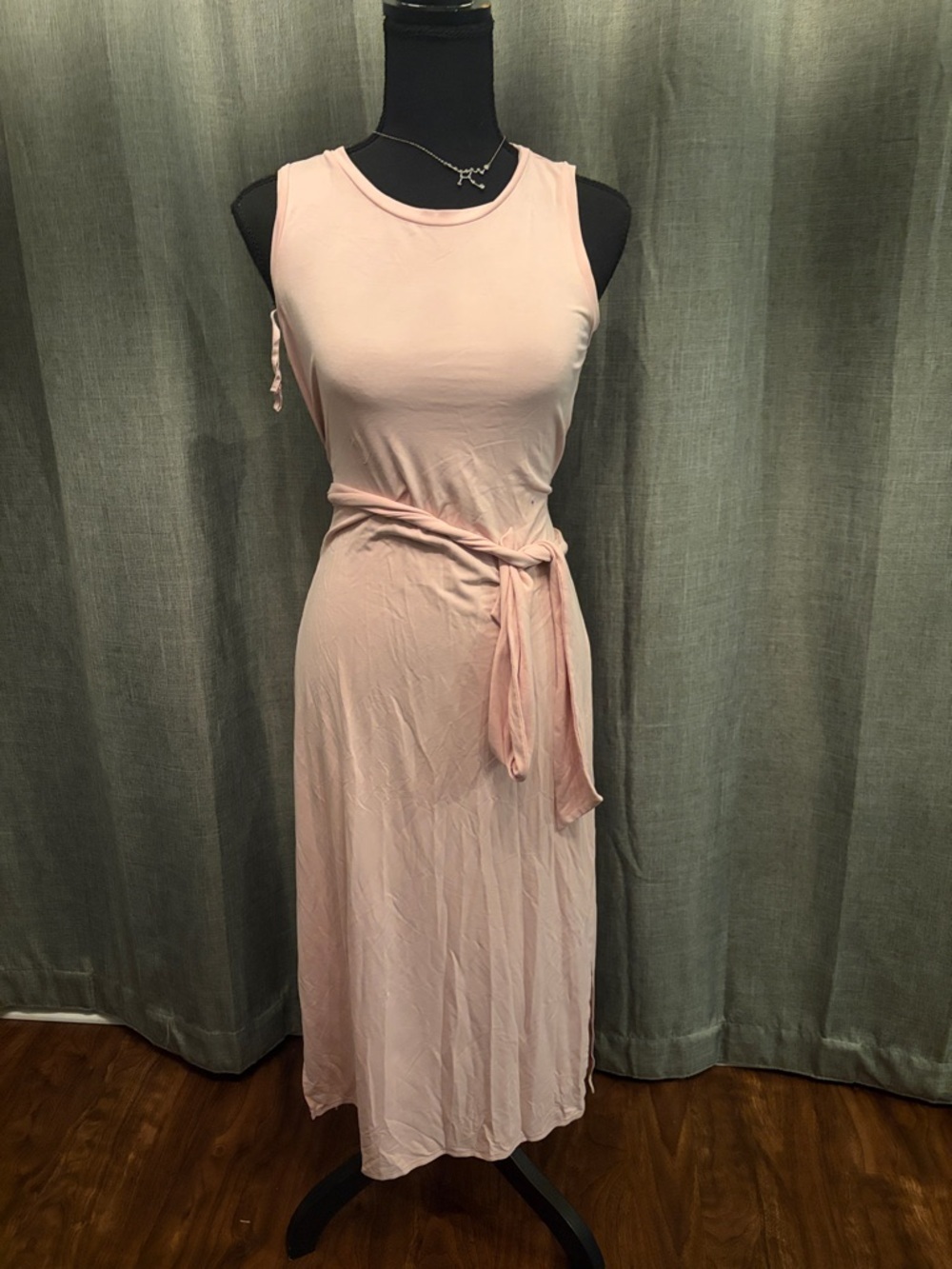 Banana Republic Sleeveless Tie-Waist Maxi Dress in Light Pink